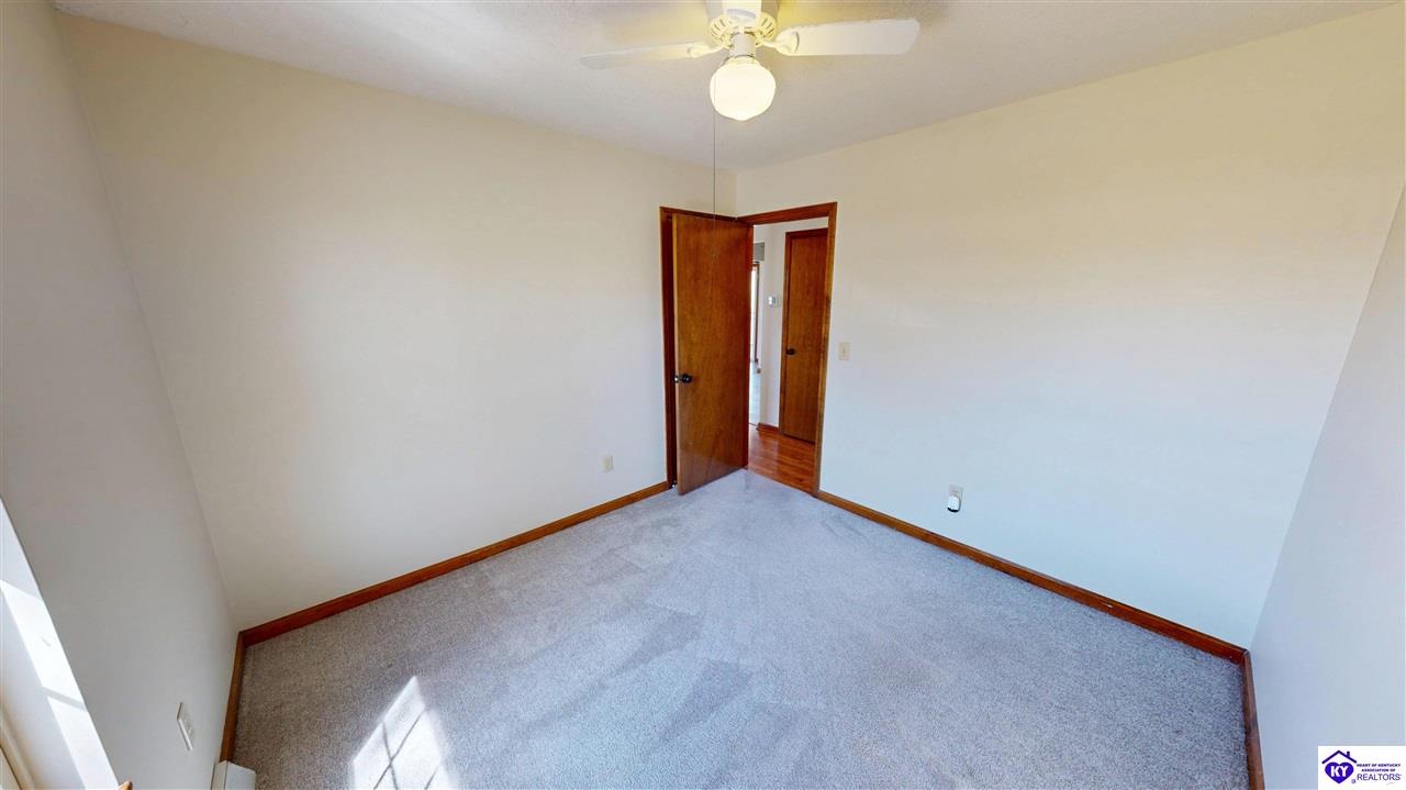 Listing Picture 226 Darrell Drive Elizabethtown, KY 42701 MLS HK25003790