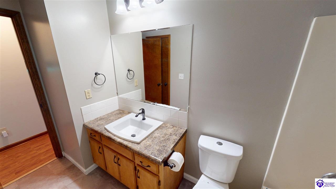 Listing Picture 226 Darrell Drive Elizabethtown, KY 42701 MLS HK25003790