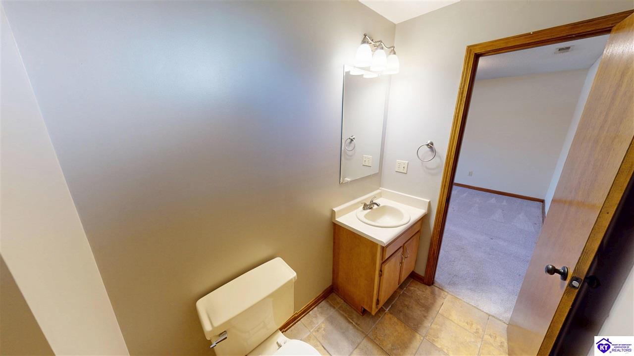 Listing Picture 226 Darrell Drive Elizabethtown, KY 42701 MLS HK25003790