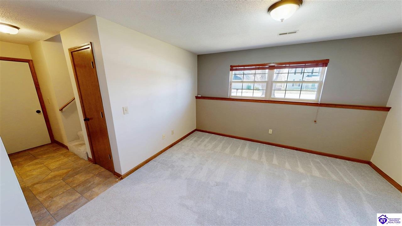 Listing Picture 226 Darrell Drive Elizabethtown, KY 42701 MLS HK25003790