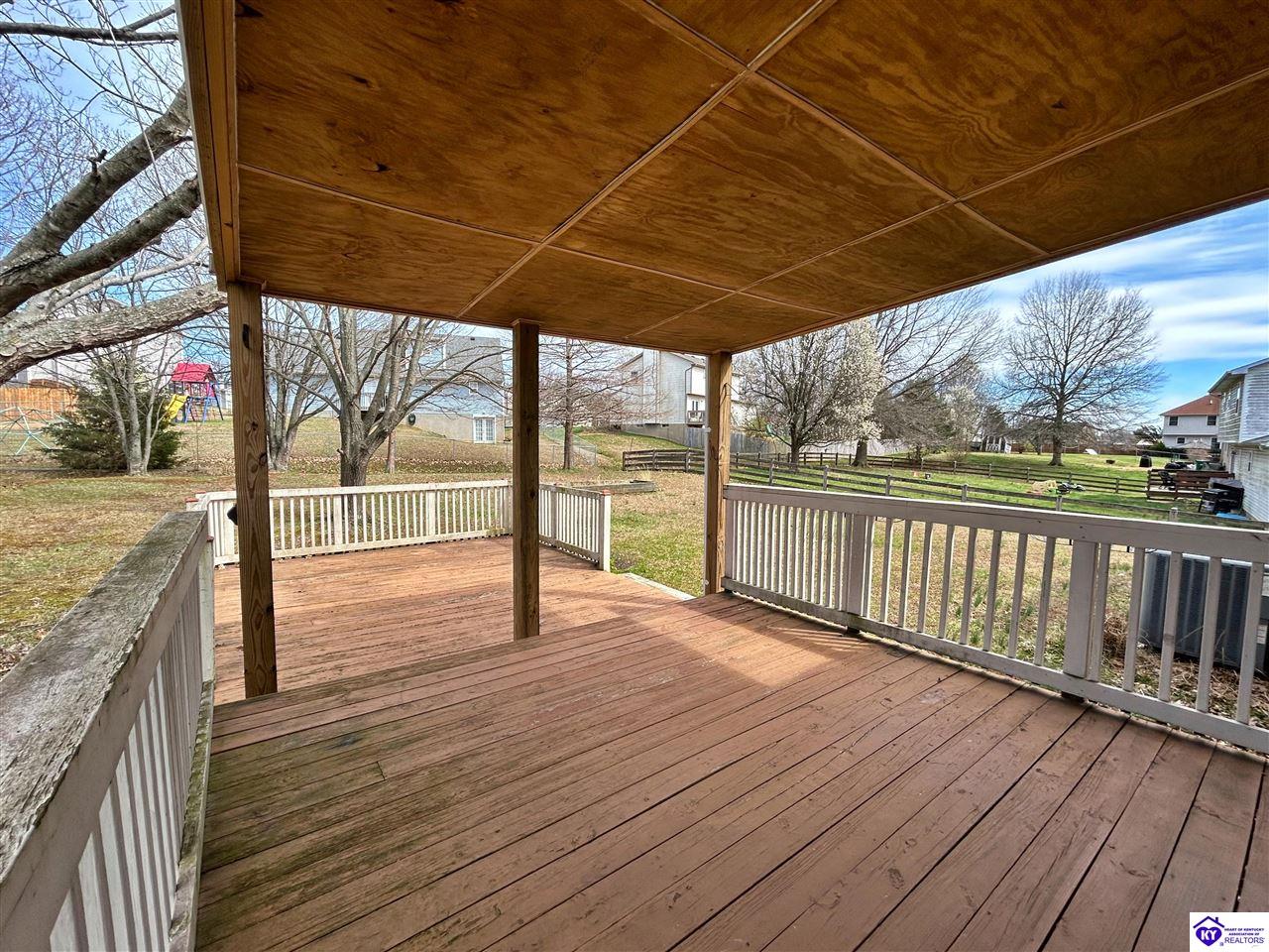 Listing Picture 226 Darrell Drive Elizabethtown, KY 42701 MLS HK25003790