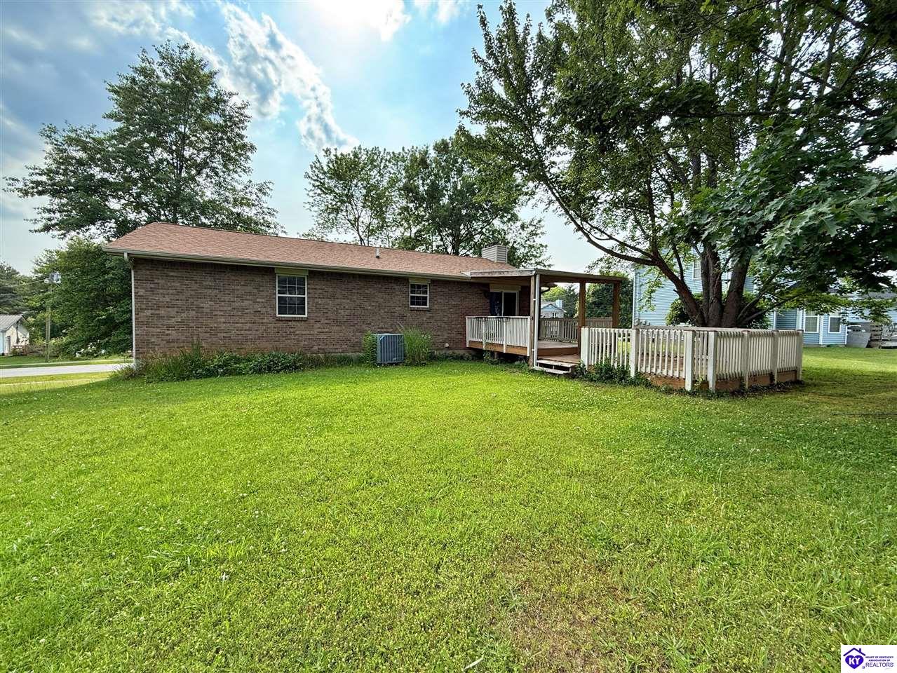 Listing Picture 226 Darrell Drive Elizabethtown, KY 42701 MLS HK25003790