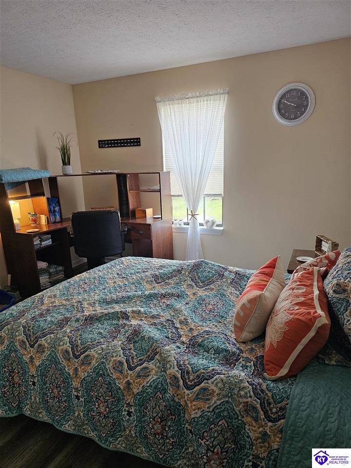 Listing Picture 2841 Frontier Court Radcliff, KY 40160 MLS HK25003811