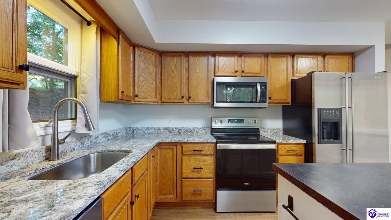 Listing Picture 120 Woods Court Elizabethtown, KY 42701 MLS HK25003850
