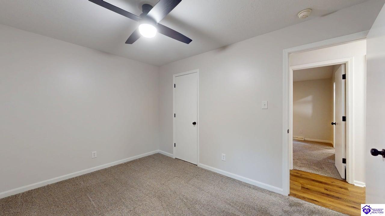 Listing Picture 120 Woods Court Elizabethtown, KY 42701 MLS HK25003850