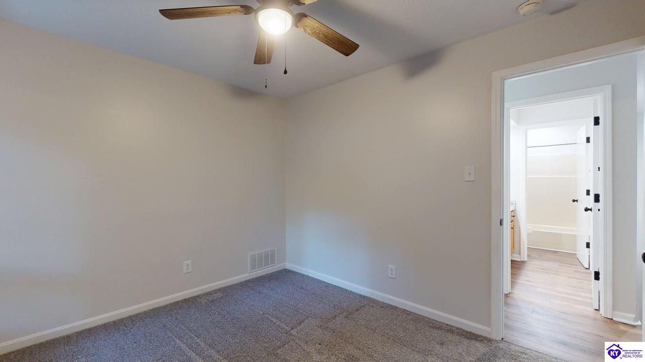 Listing Picture 120 Woods Court Elizabethtown, KY 42701 MLS HK25003850