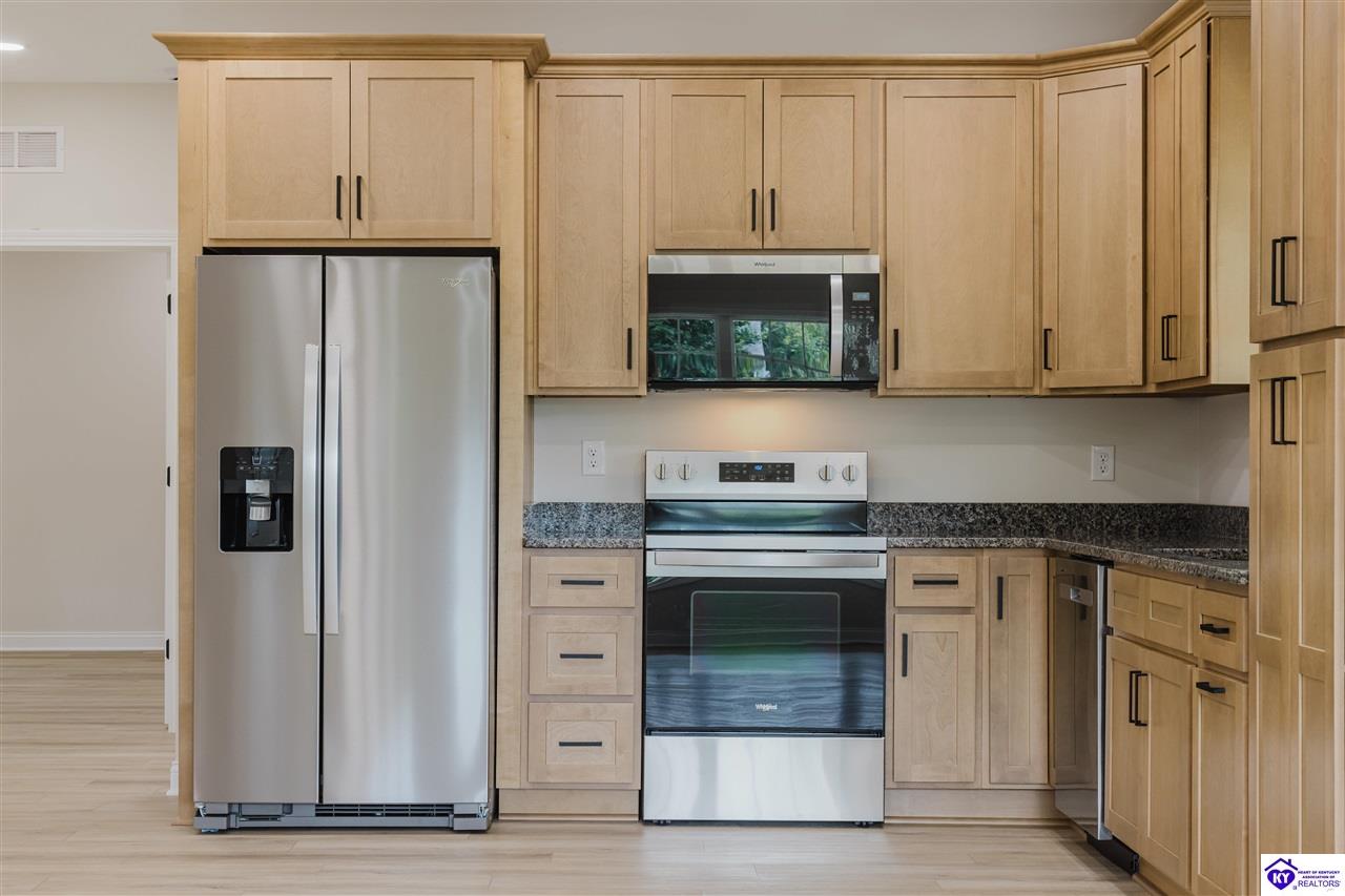 Listing Picture 1110 N Main Street Elizabethtown, KY 42701 MLS HK25003862