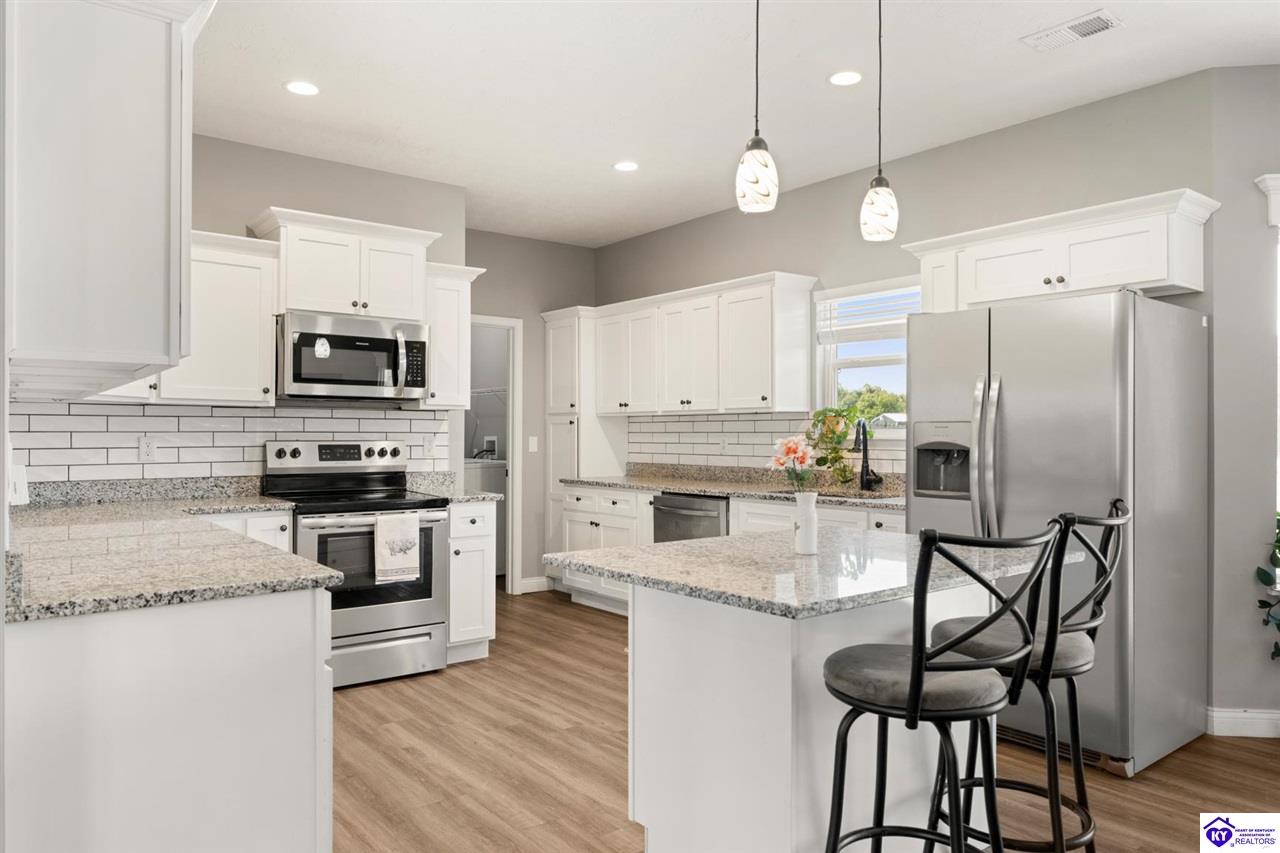 Listing Picture 548 House Lane Elizabethtown, KY 42701 MLS HK25003919