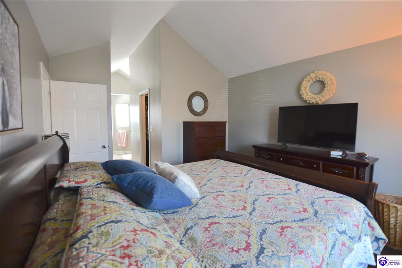 Listing Picture 507 Sunningdale Way Elizabethtown, KY 42701 MLS HK25003924
