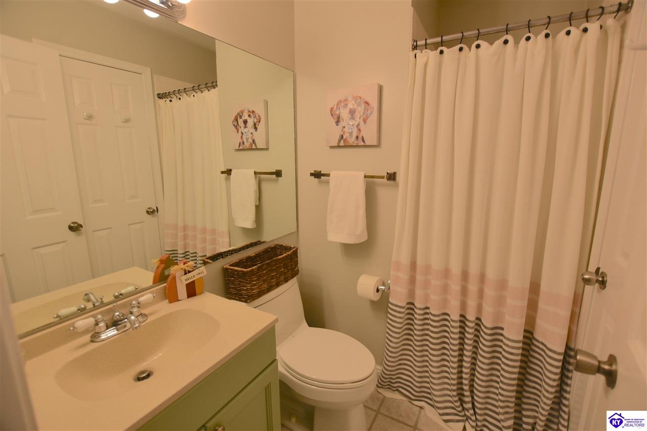 Listing Picture 507 Sunningdale Way Elizabethtown, KY 42701 MLS HK25003924