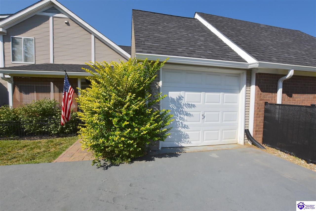 Listing Picture 507 Sunningdale Way Elizabethtown, KY 42701 MLS HK25003924