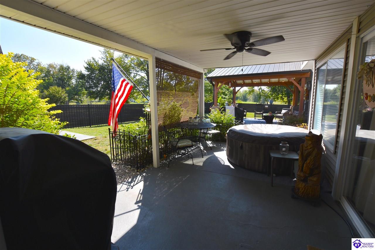 Listing Picture 507 Sunningdale Way Elizabethtown, KY 42701 MLS HK25003924
