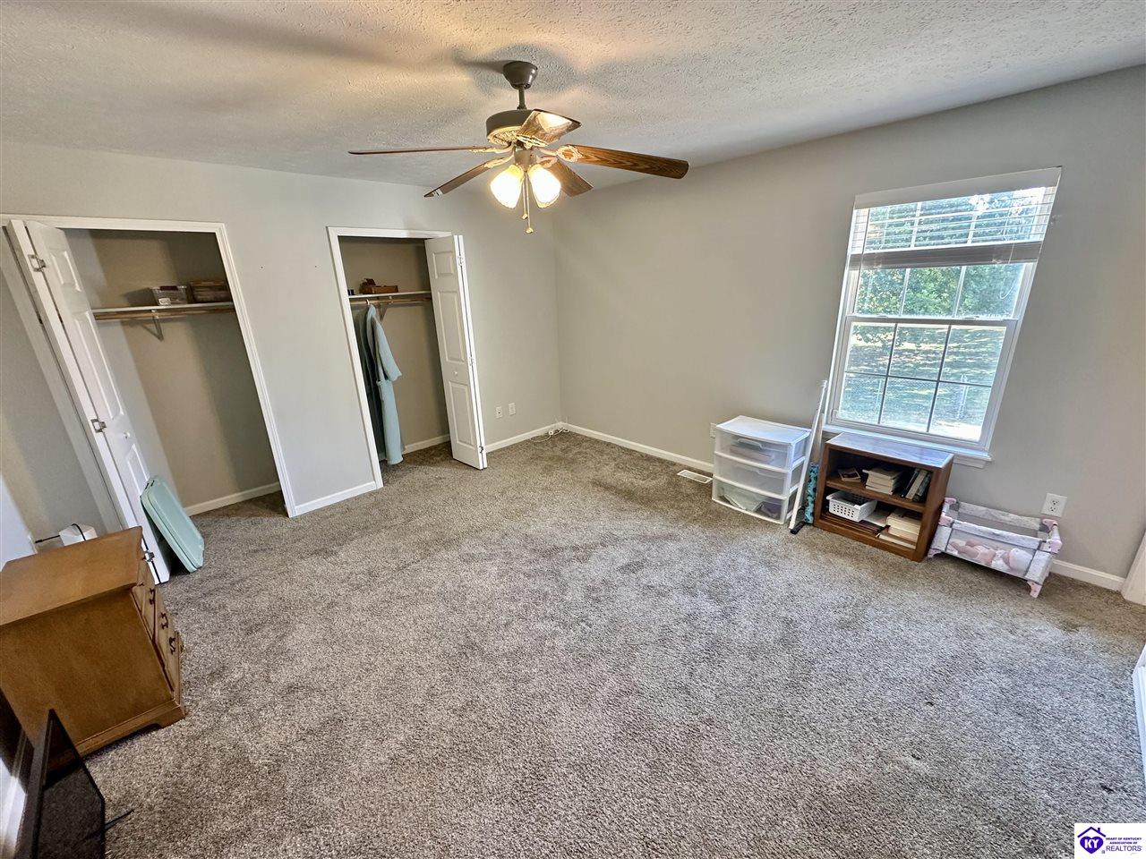 Listing Picture 1104 Amanda Jo Drive Elizabethtown, KY 42701 MLS HK25003928