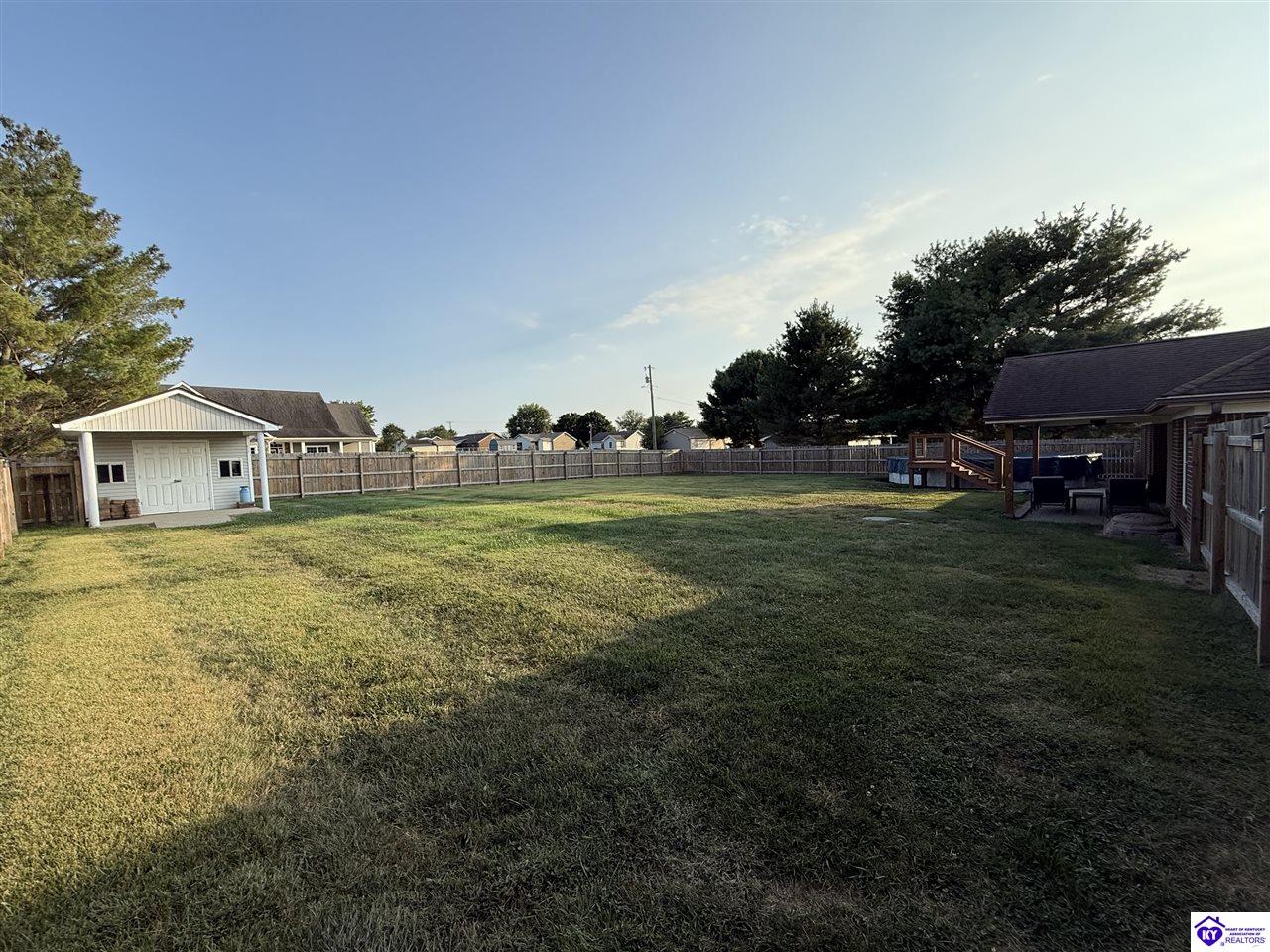 Listing Picture 200 Harman Drive Hodgenville, KY 42748 MLS HK25003949