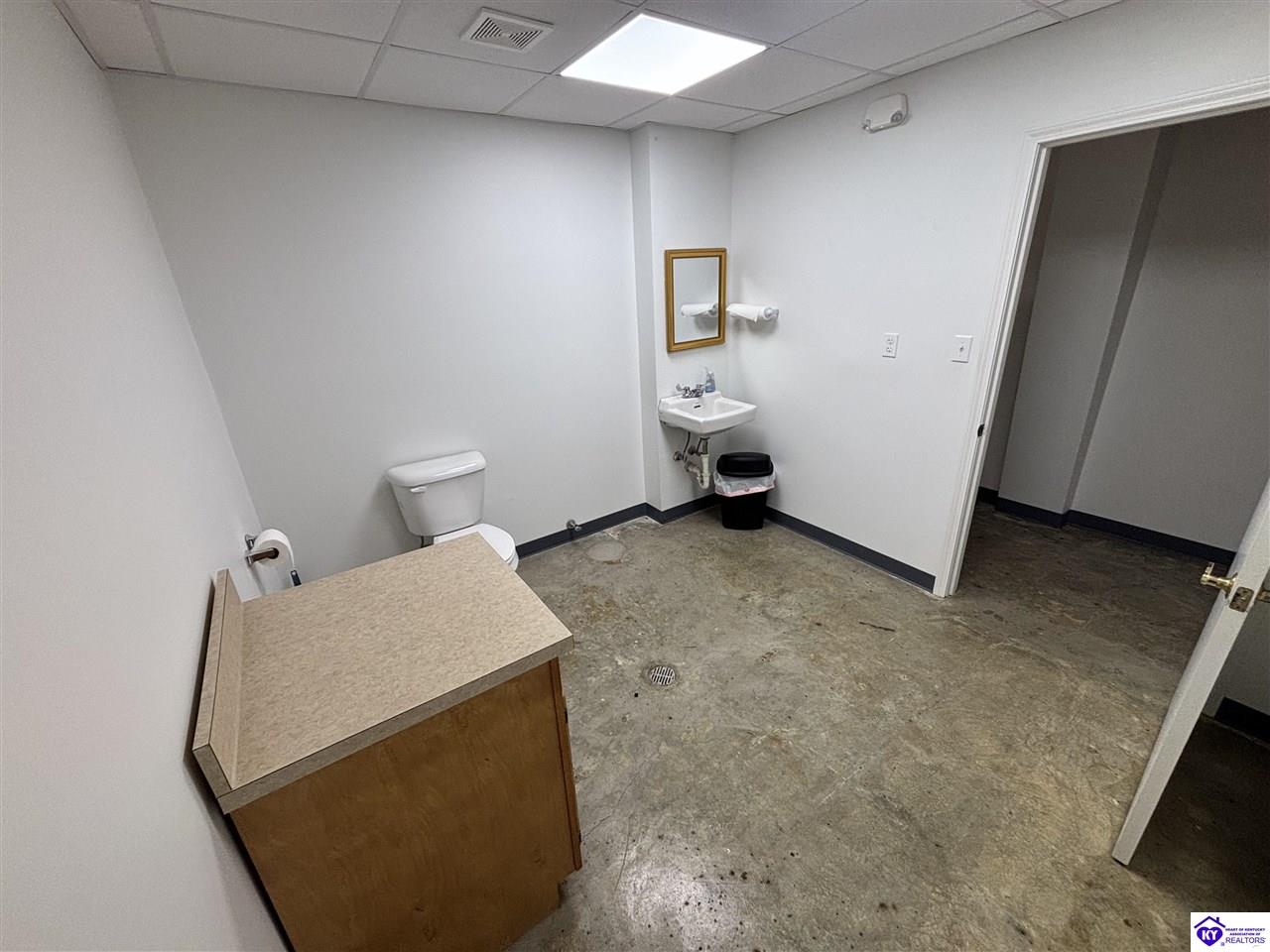 Listing Picture 116 S Columbia Avenue Campbellsville, KY 42718 MLS HK25003965