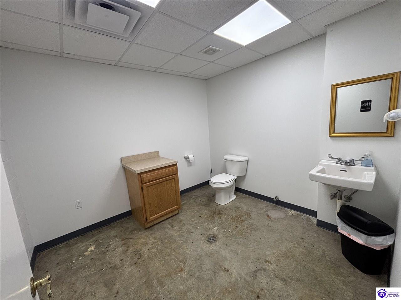 Listing Picture 116 S Columbia Avenue Campbellsville, KY 42718 MLS HK25003965