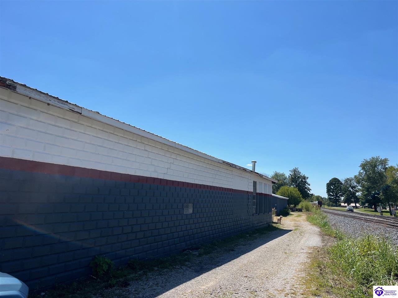 Listing Picture 305 E Main Street Cecilia, KY 42724 MLS HK25004008