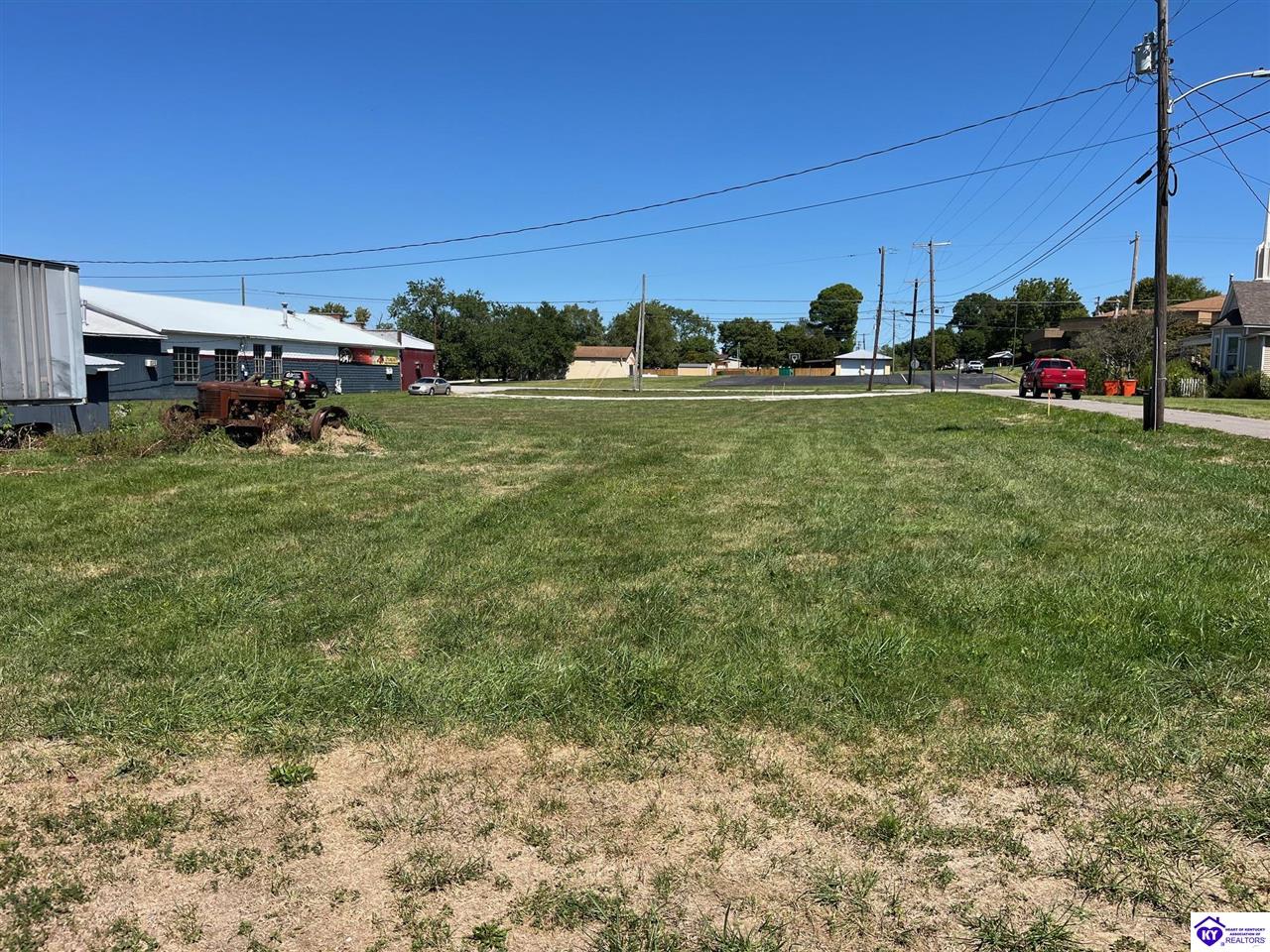 Listing Picture 305 E Main Street Cecilia, KY 42724 MLS HK25004008