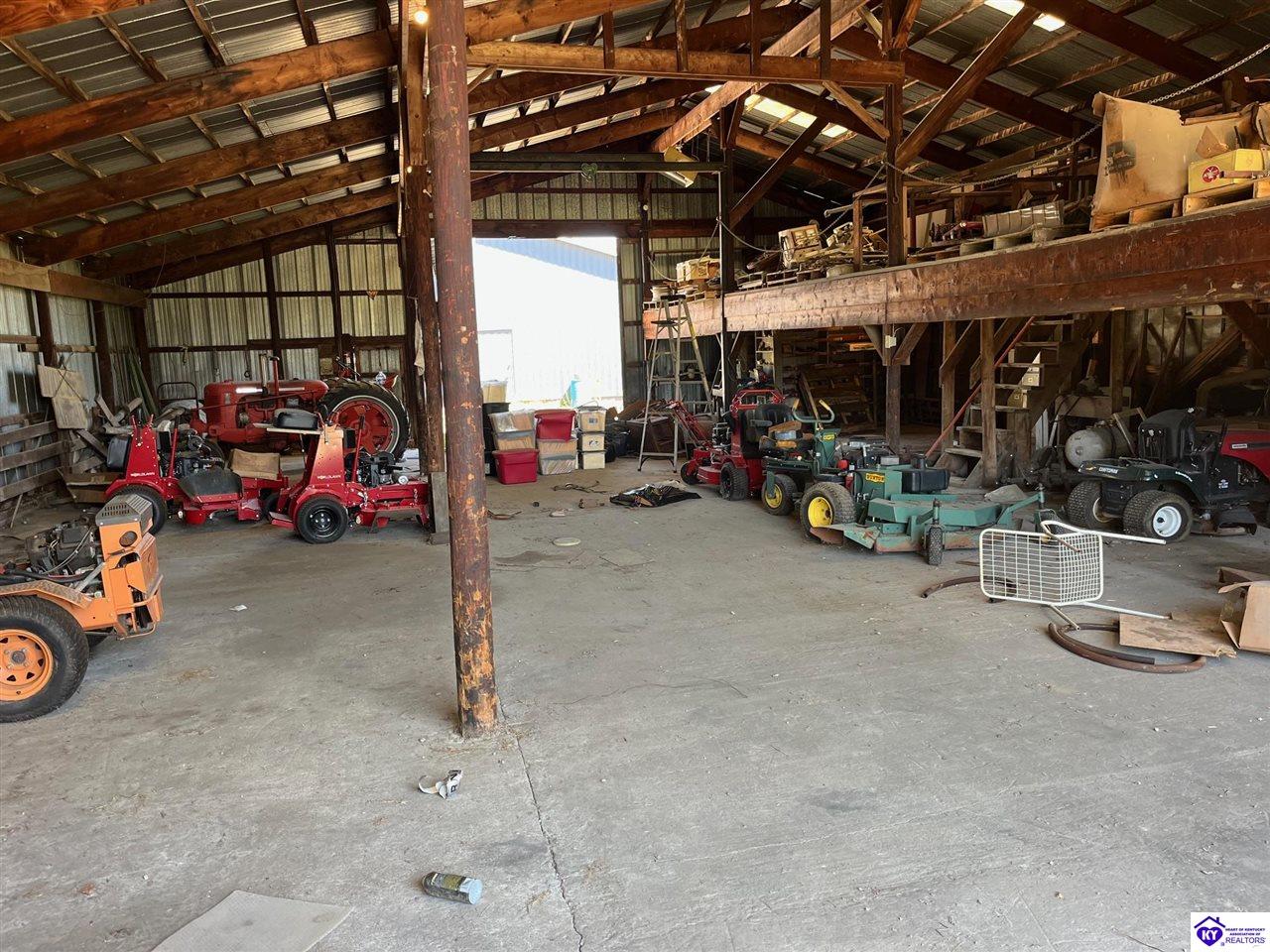 Listing Picture 305 E Main Street Cecilia, KY 42724 MLS HK25004008