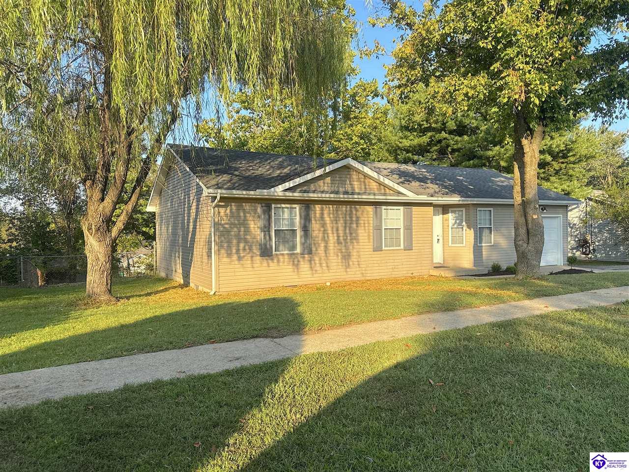 1435 Hawkins DriveVine Grove, KY 40175