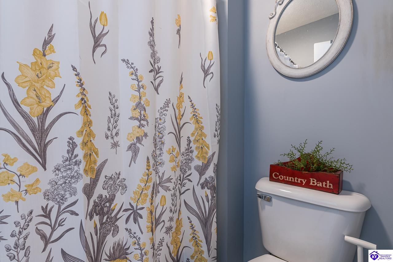 Listing Picture 34 Blackberry Court Brandenburg, KY 40108 MLS HK25004031