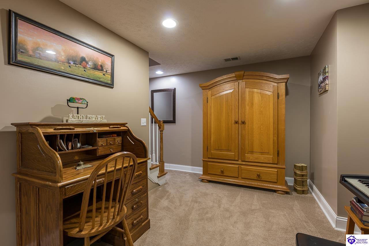 Listing Picture 34 Blackberry Court Brandenburg, KY 40108 MLS HK25004031