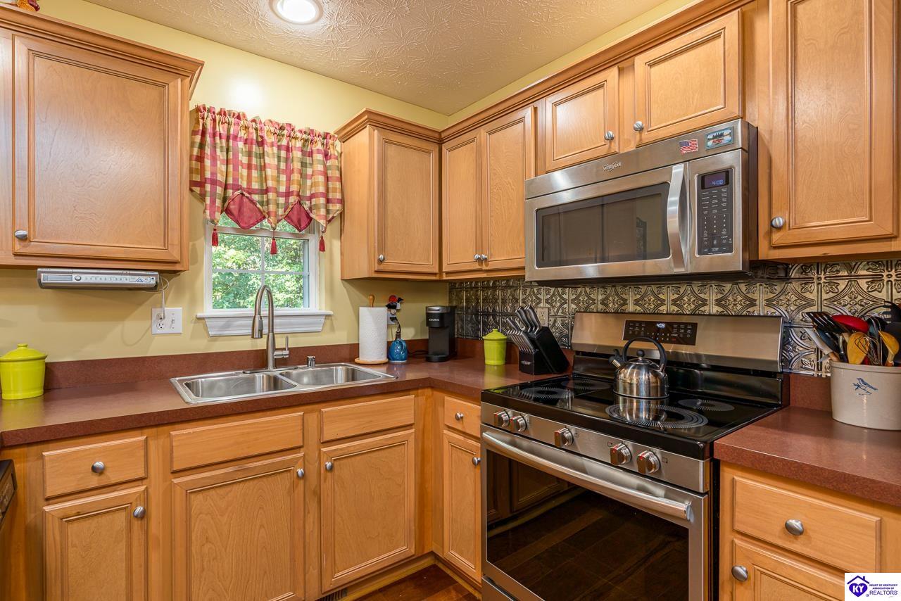 Listing Picture 34 Blackberry Court Brandenburg, KY 40108 MLS HK25004031