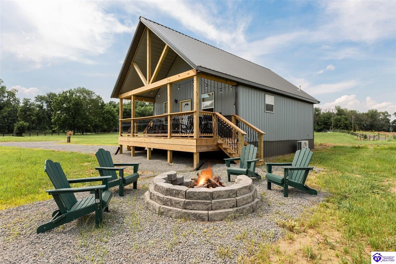 8239 S. Highway 379Jamestown,&nbsp;KY&nbsp;42629