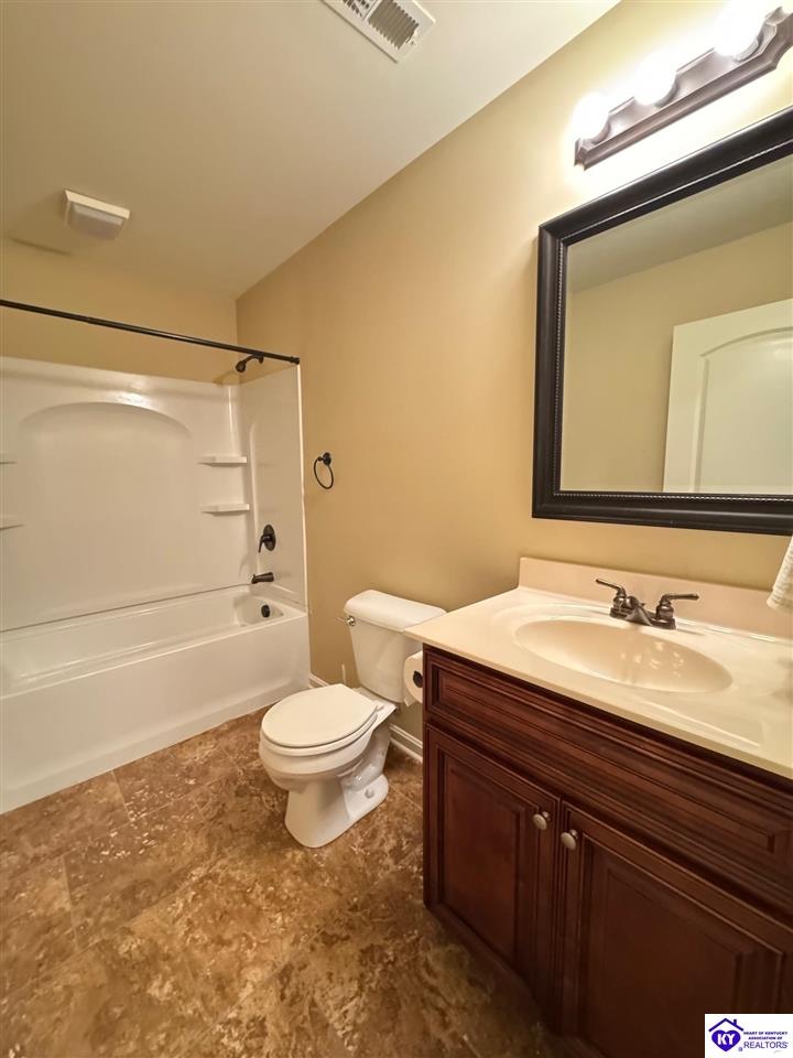 Listing Picture 116 Vineland Parkway Vine Grove, KY 40175 MLS HK25004049