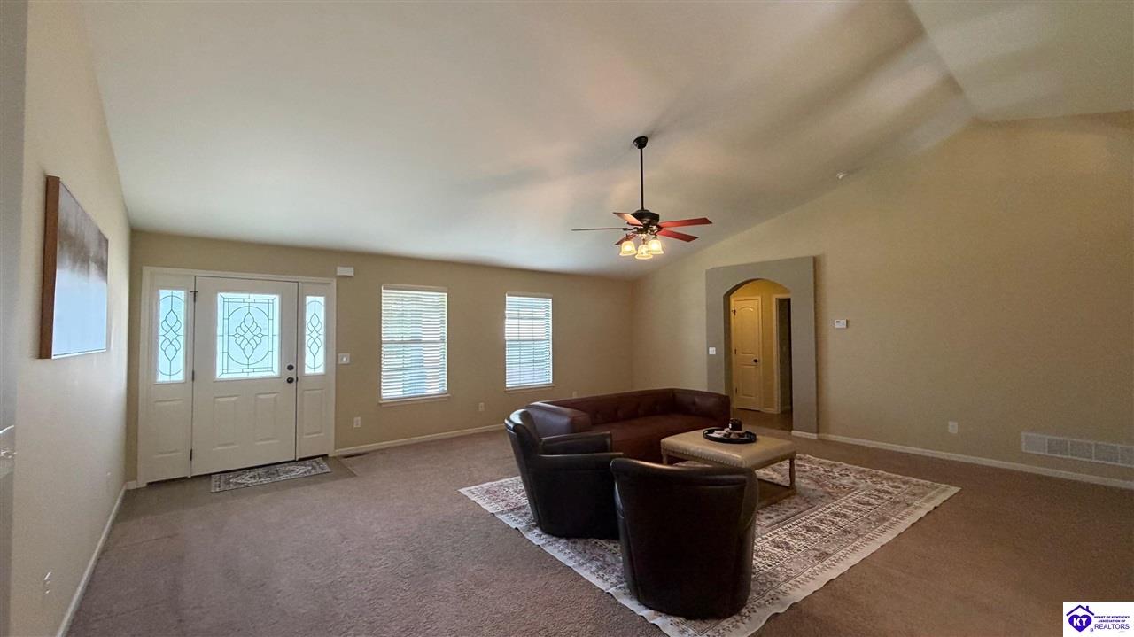 Listing Picture 116 Vineland Parkway Vine Grove, KY 40175 MLS HK25004049