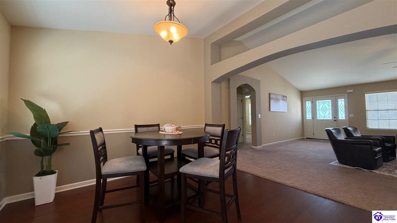 Listing Picture 116 Vineland Parkway Vine Grove, KY 40175 MLS HK25004049