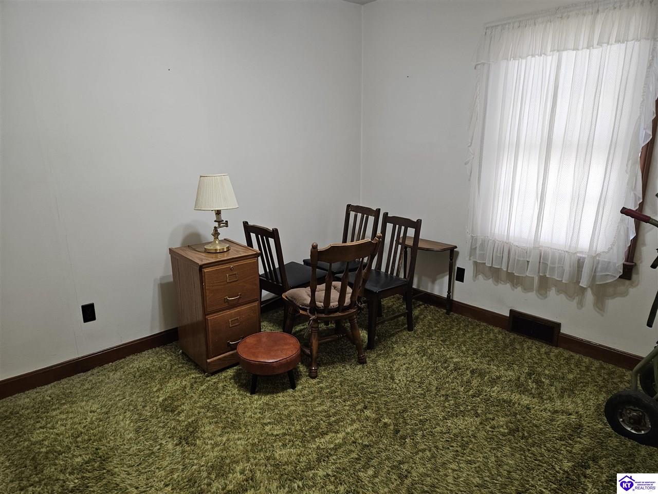 Listing Picture 626 N Miles Street Elizabethtown, KY 42701 MLS HK25004064