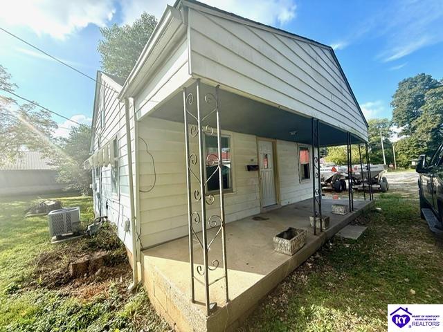 106 N Lynn StreetHodgenville, KY 42748