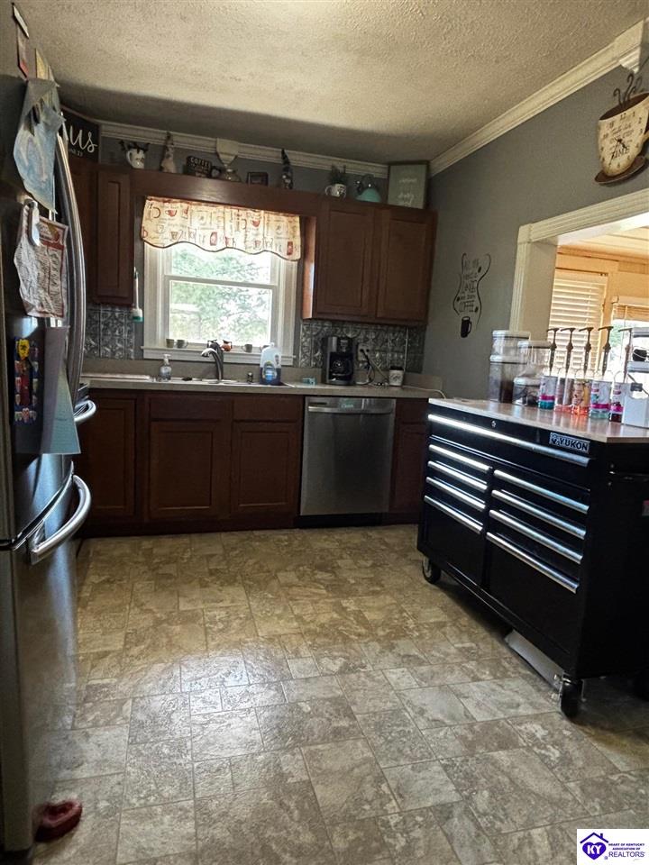 648 W Main Street Campbellsville, KY 42718 #3