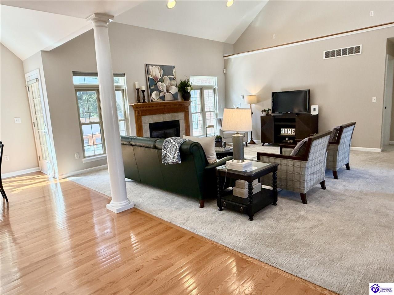 Listing Picture 102 Pebblestone Way Elizabethtown, KY 42701 MLS HK25004210