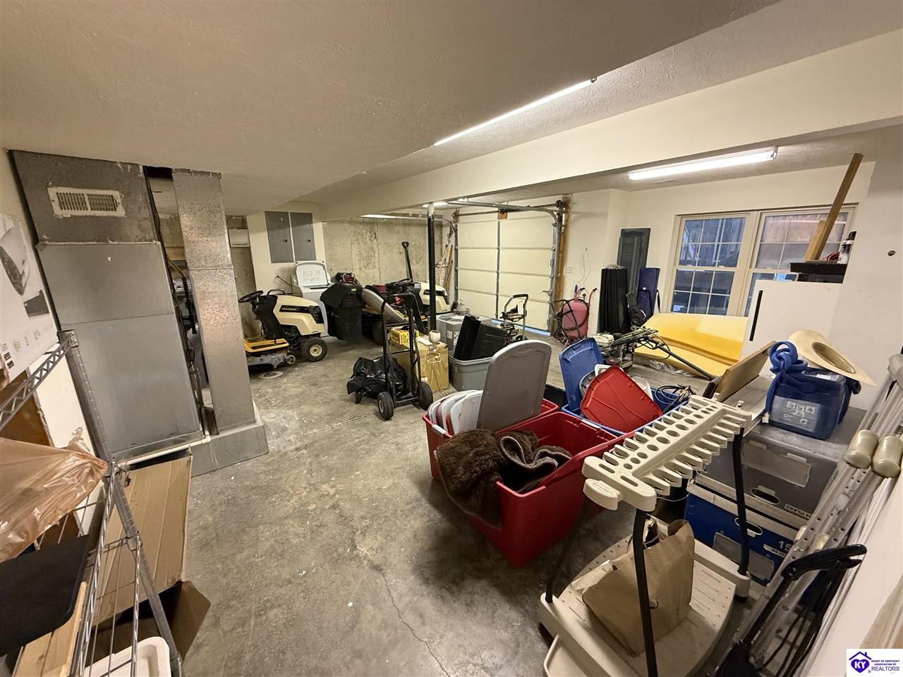 Listing Picture 102 Pebblestone Way Elizabethtown, KY 42701 MLS HK25004210