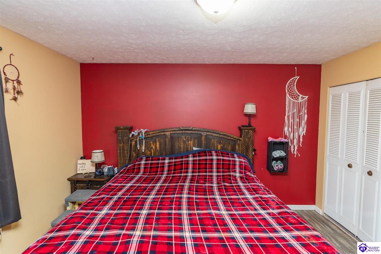 Listing Picture 305 Par Lane Elizabethtown, KY 42701 MLS HK25004214