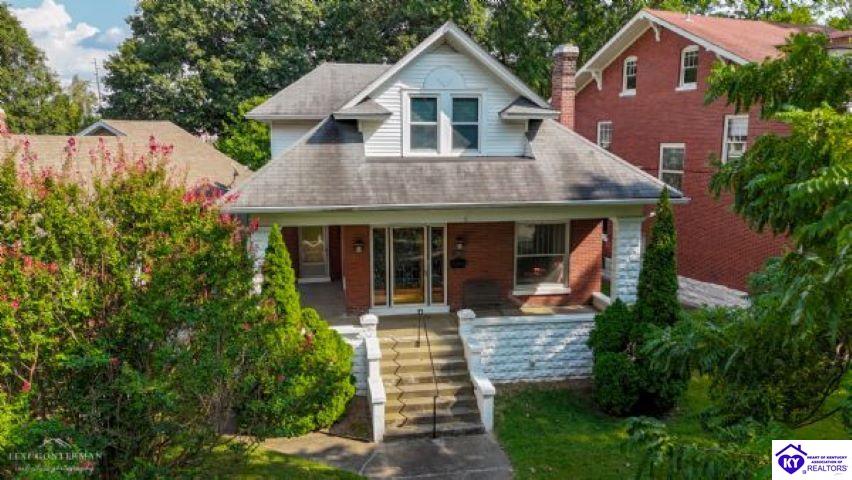 Listing Picture 2021 Boulevard Napoleon Court Louisville, KY 40205 MLS HK25004215