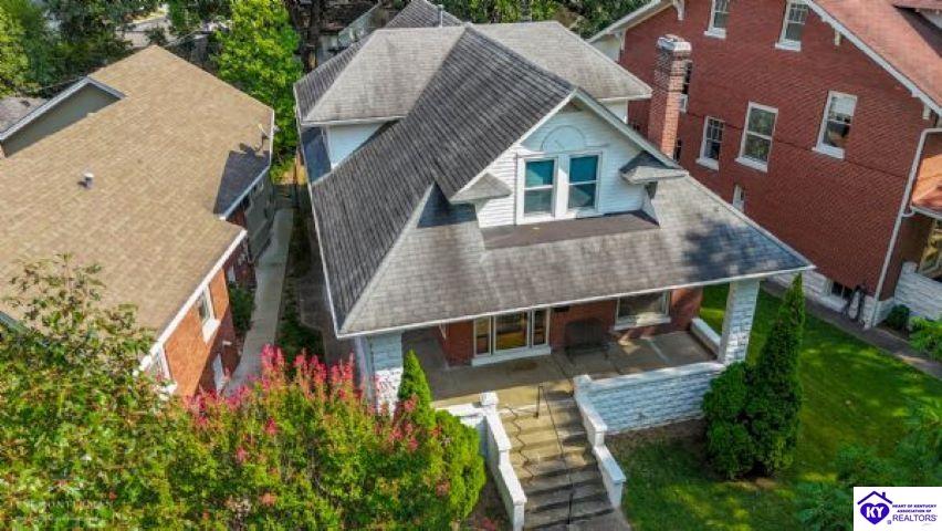 Listing Picture 2021 Boulevard Napoleon Court Louisville, KY 40205 MLS HK25004215