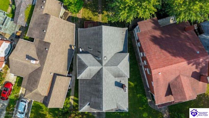 Listing Picture 2021 Boulevard Napoleon Court Louisville, KY 40205 MLS HK25004215