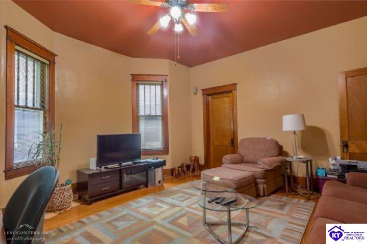 Listing Picture 2021 Boulevard Napoleon Court Louisville, KY 40205 MLS HK25004215