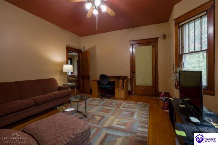 Listing Picture 2021 Boulevard Napoleon Court Louisville, KY 40205 MLS HK25004215