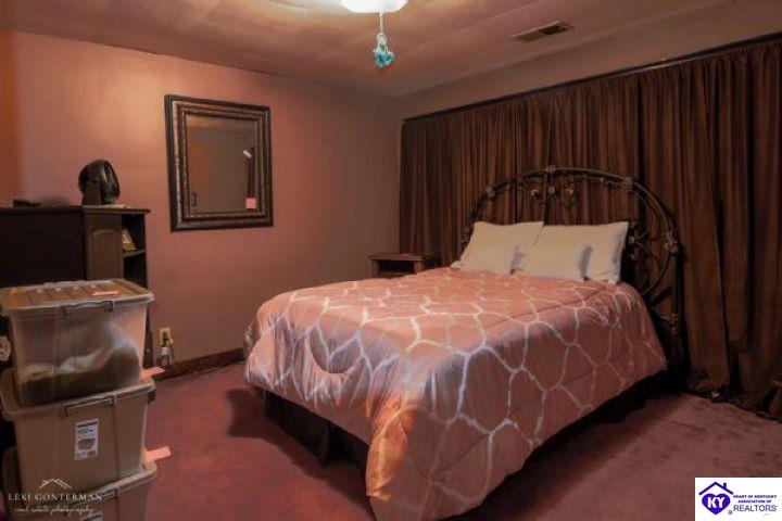 Listing Picture 2021 Boulevard Napoleon Court Louisville, KY 40205 MLS HK25004215