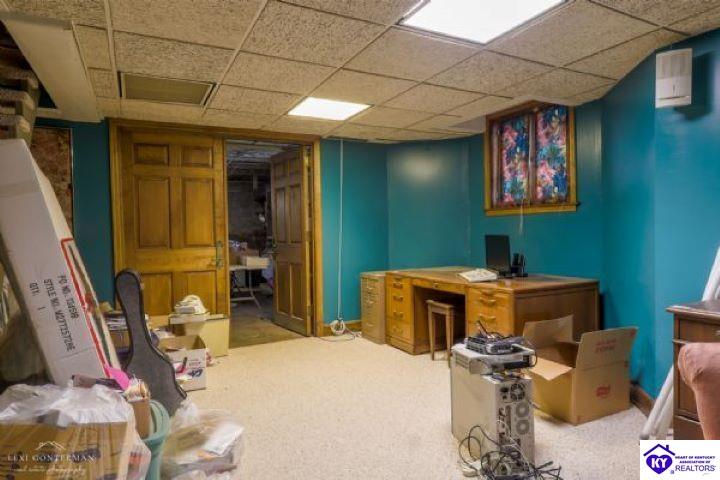 Listing Picture 2021 Boulevard Napoleon Court Louisville, KY 40205 MLS HK25004215