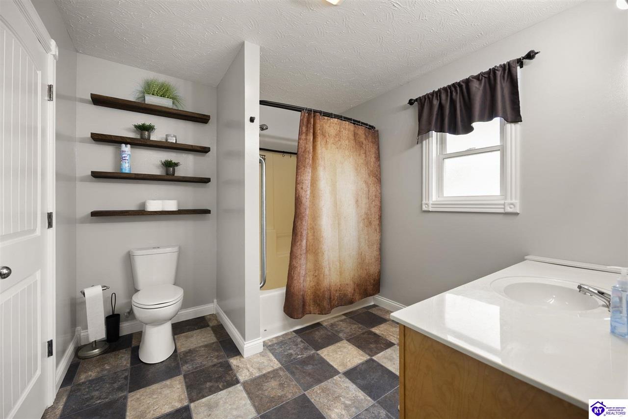 Listing Picture 78 Hoover Road Jamestown, KY 42629 MLS HK25004219