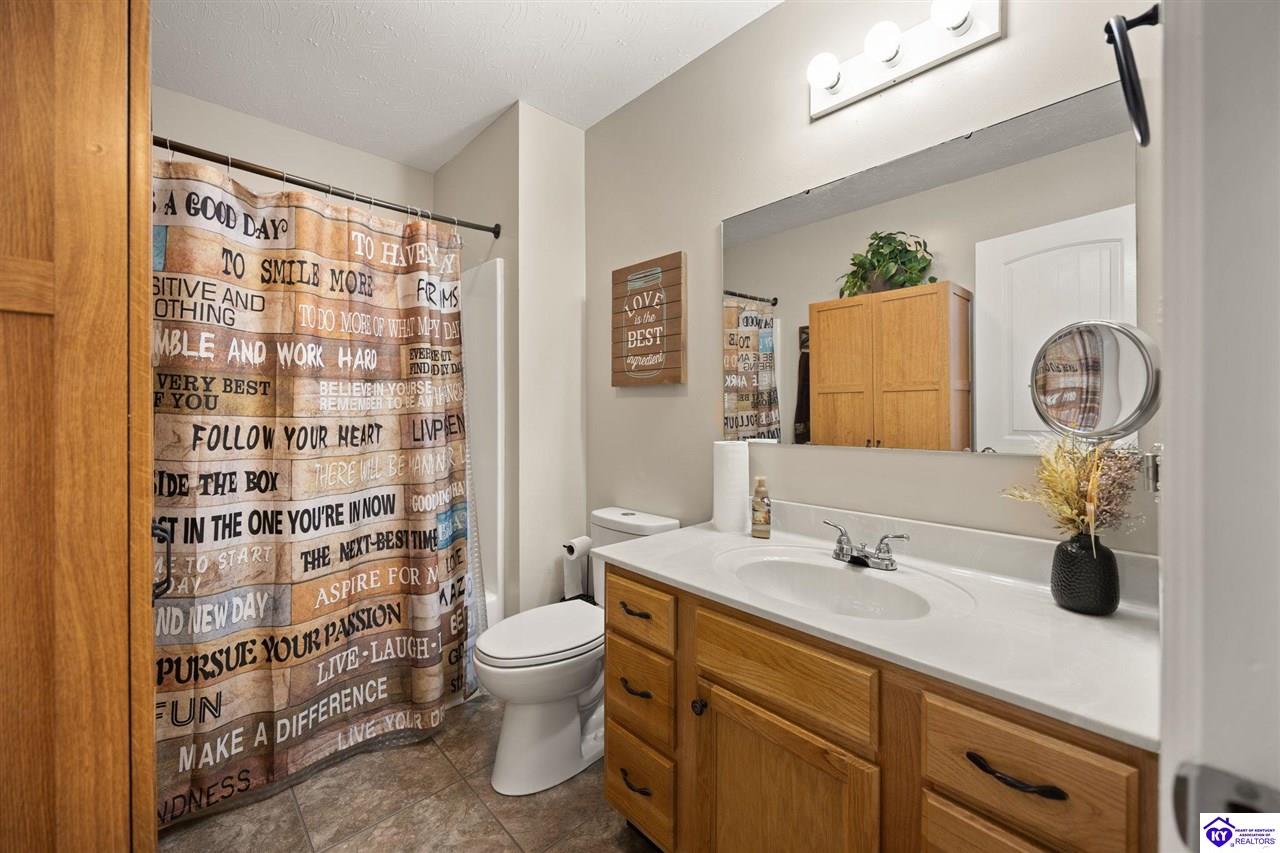 Listing Picture 78 Hoover Road Jamestown, KY 42629 MLS HK25004219