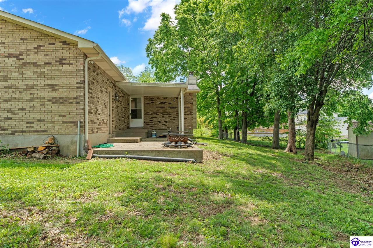 Listing Picture 806 Yates Drive Radcliff, KY 40160 MLS HK25004227