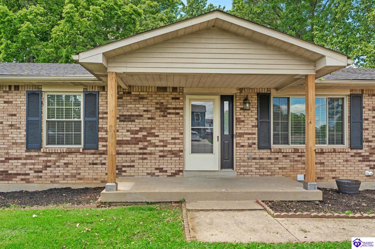 Listing Picture 806 Yates Drive Radcliff, KY 40160 MLS HK25004227