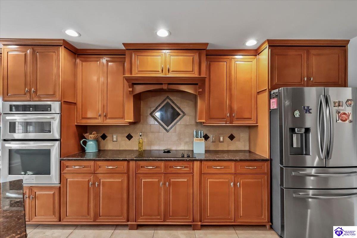 Listing Picture 42 Clubhouse Lane Glasgow, KY 42141 MLS HK25004241