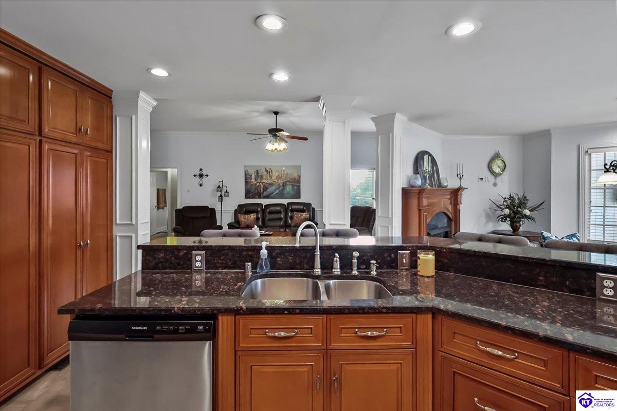 Listing Picture 42 Clubhouse Lane Glasgow, KY 42141 MLS HK25004241